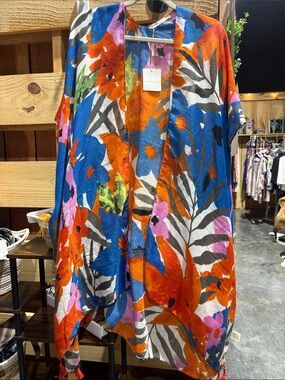 NWT Boutique kimono